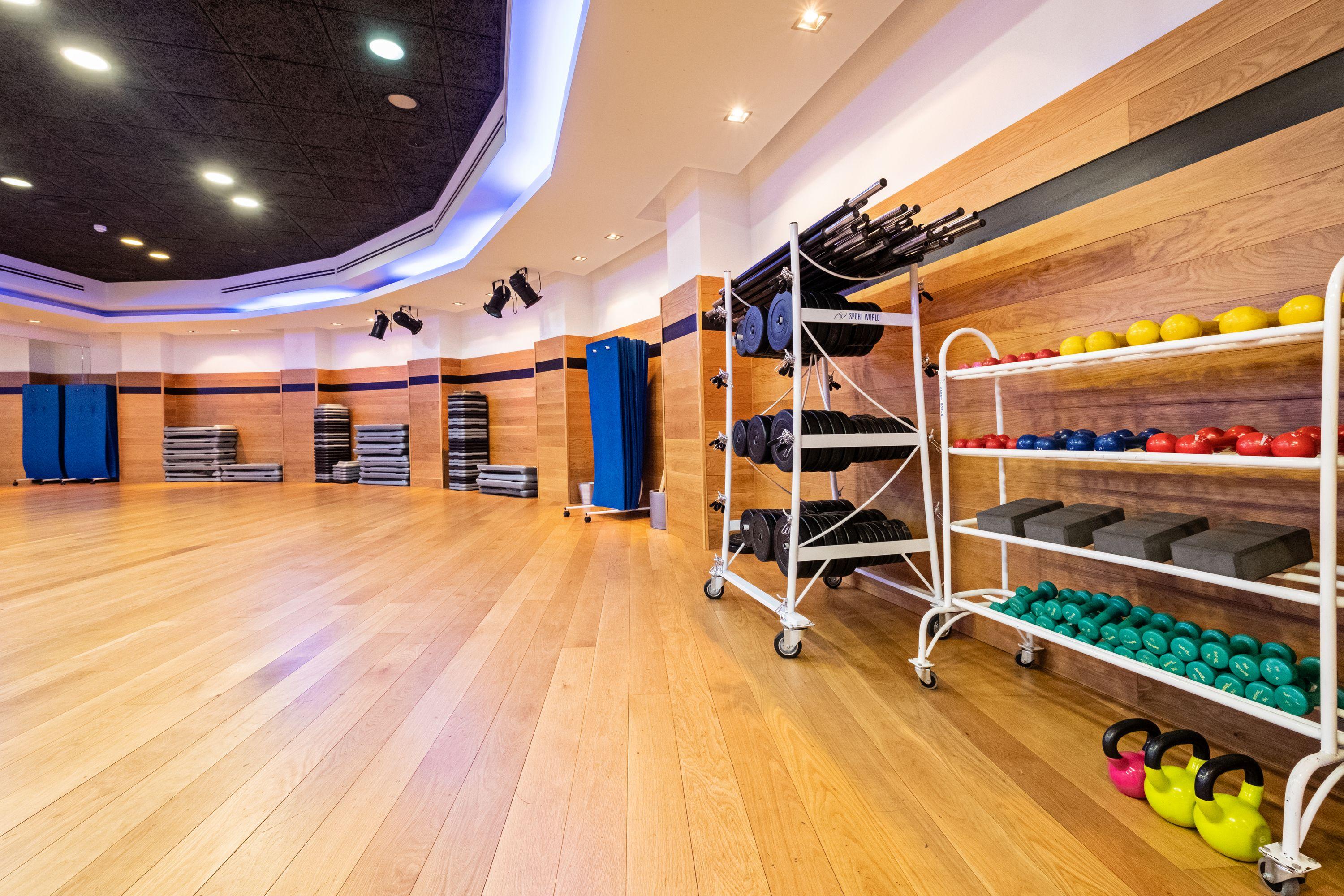 Hotel Envia Almeria Spa & Golf Aguadulce  Eksteriør billede The gym at the London Scottish Club