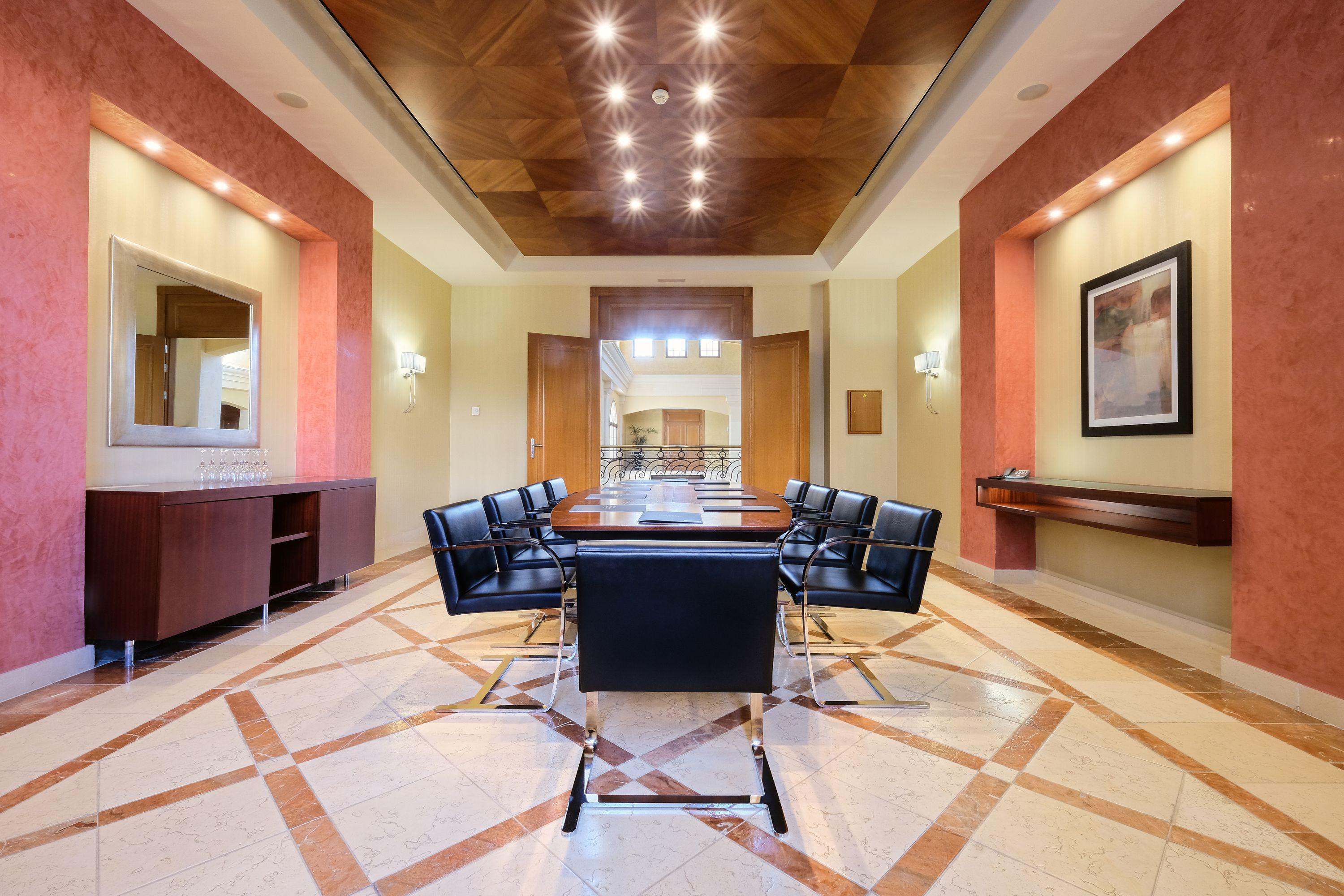 Hotel Envia Almeria Spa & Golf Aguadulce  Eksteriør billede The interior of the club