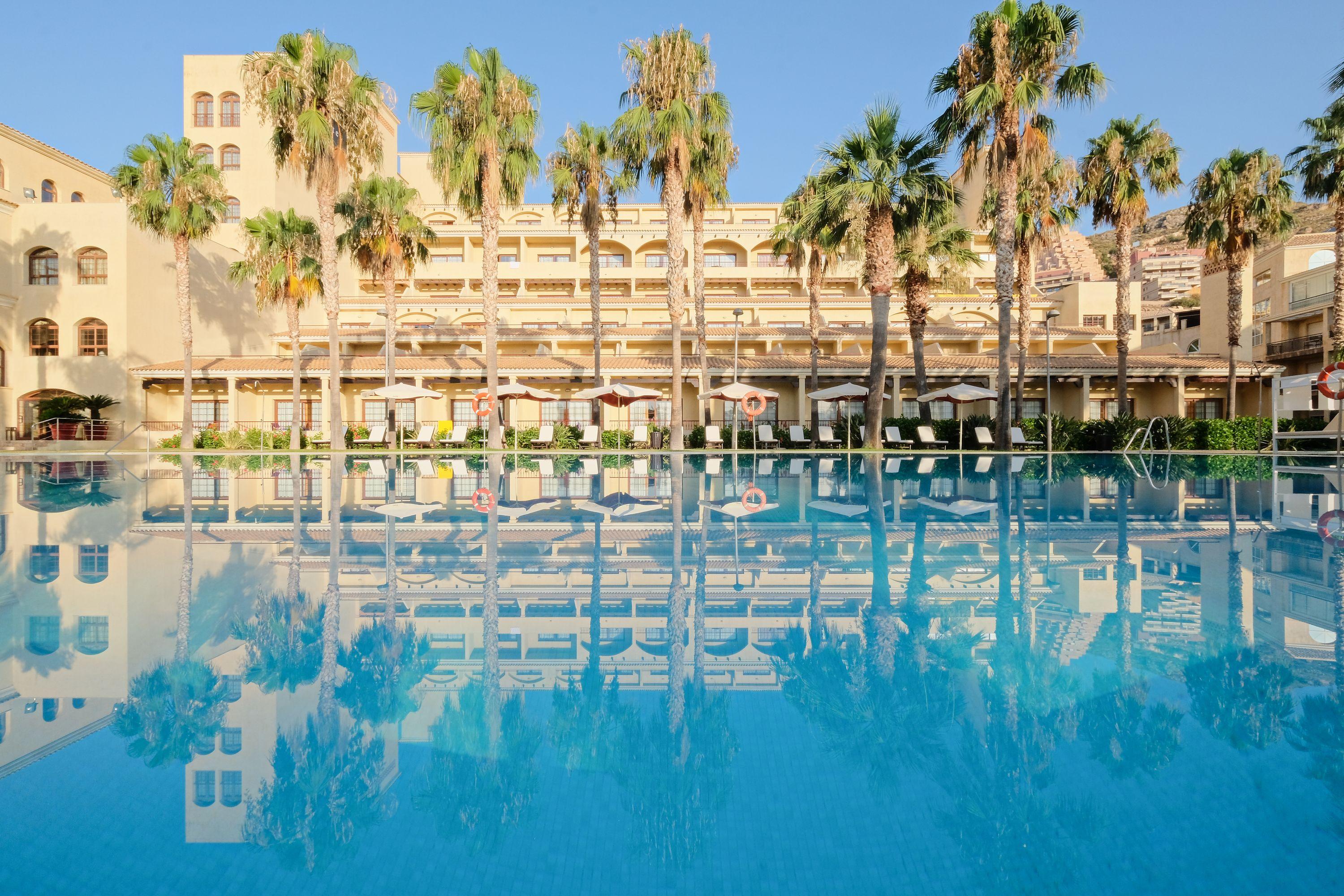 Hotel Envia Almeria Spa & Golf Aguadulce  Eksteriør billede The pool at the Royal Olympic Hotel
