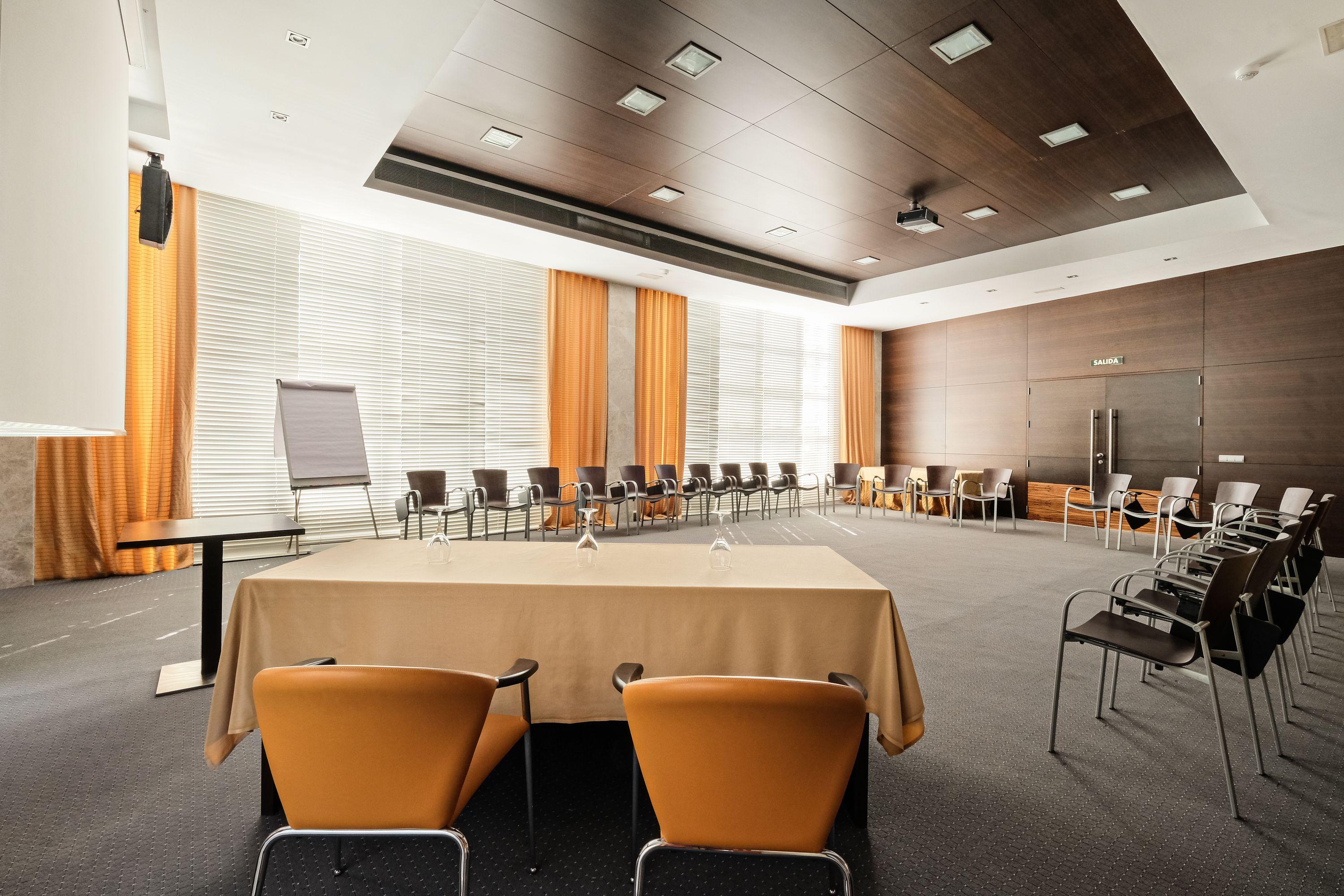 Hotel Envia Almeria Spa & Golf Aguadulce  Eksteriør billede The meeting room